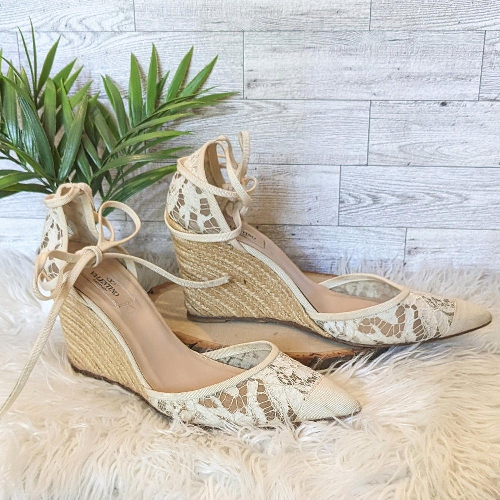 Valentino Vintage Ivory Floral Lace Wedge Espadrilles